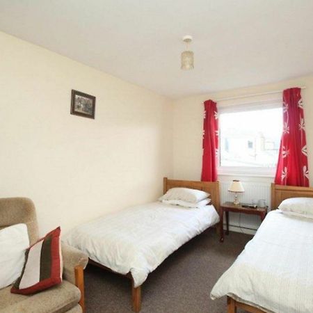 Pilmuir Street Guest House Dunfermline Esterno foto